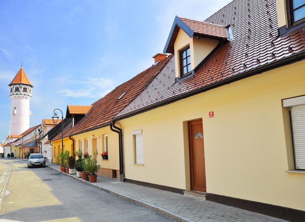 Brežice Apartment Gasa الغرفة الصورة
